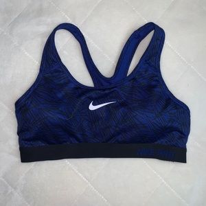 Nike pro sports bra. Dri-fit size medium